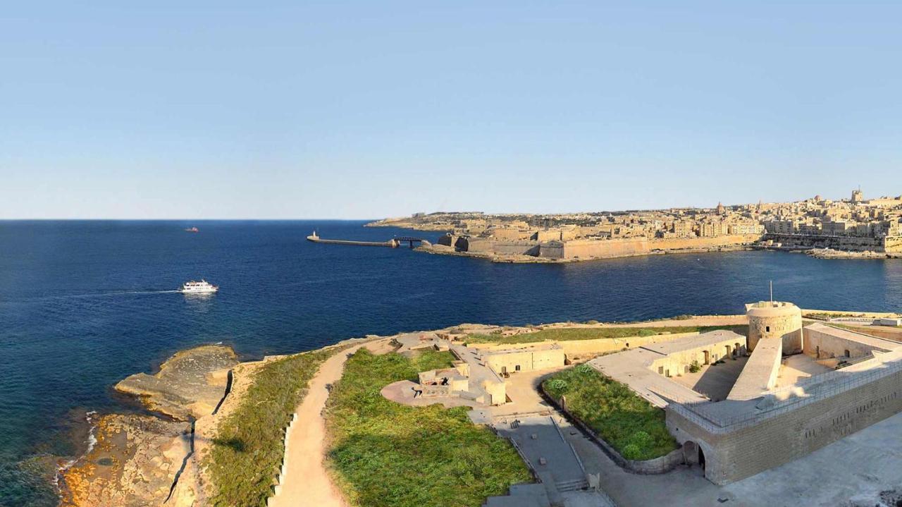 Luxury Apt With Side Seaviews And Pool, Best Location Sliema Dış mekan fotoğraf