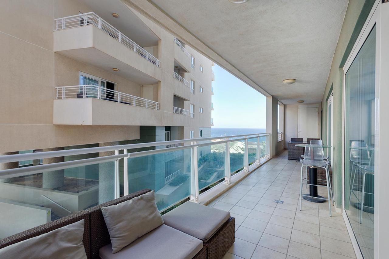 Luxury Apt With Side Seaviews And Pool, Best Location Sliema Dış mekan fotoğraf